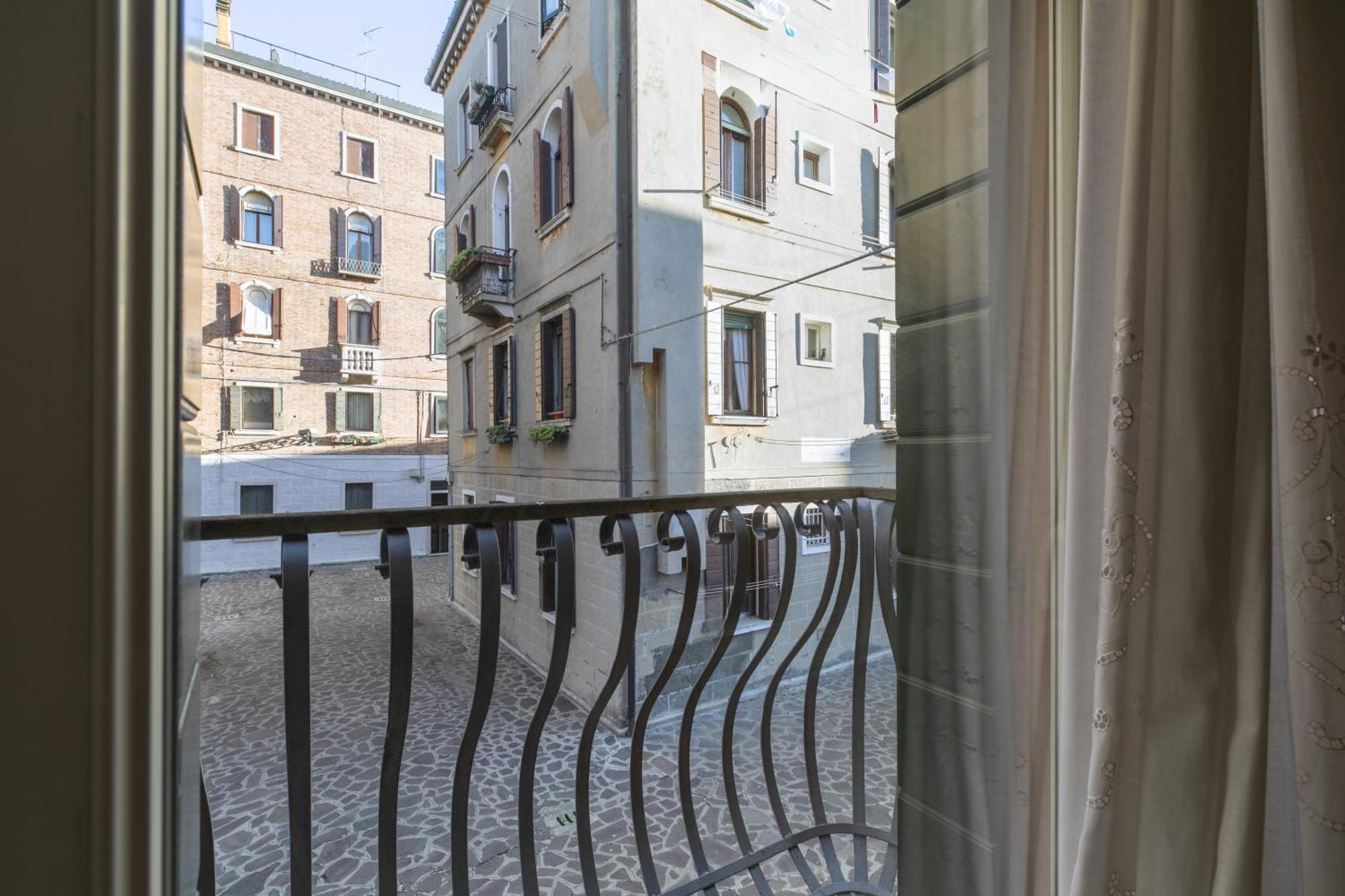 Sant'Alvise'S Apartment - Cannaregio Venice Exterior photo